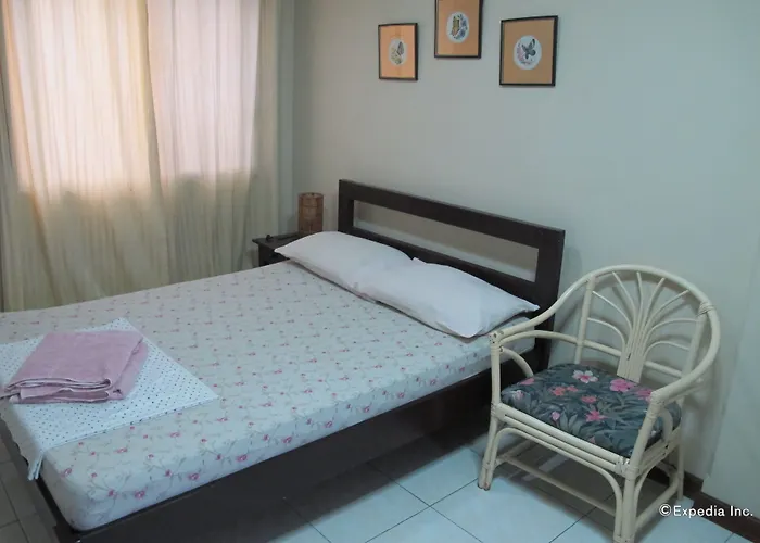 Sabina Hotel 2*